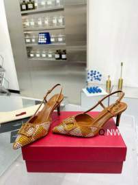Picture of Valentino Shoes _SKUValentinosz35-408CMNW080320276